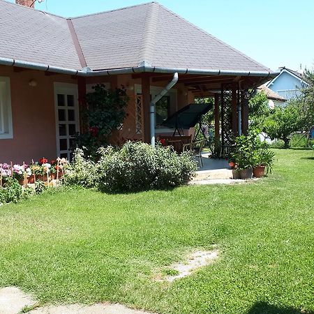 Nemeth Apartmanhaz Balatongyörök Zewnętrze zdjęcie